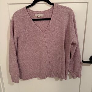 LOFT Soft Pink V-Neck Sweater Size Small Relaxed Fit Lightweight Knit
